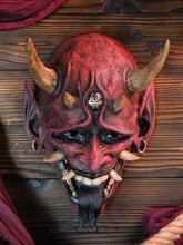 Cargar imagen en el visor de la galería, Máscara Hannya Rojo Tradicional
