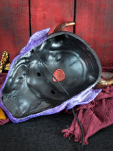Cargar imagen en el visor de la galería, Máscara Hannya Tradicional Violeta
