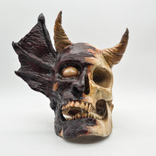 Cargar imagen en el visor de la galería, Purgatory Skull
