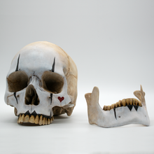 Cargar imagen en el visor de la galería, The Mime Skull
